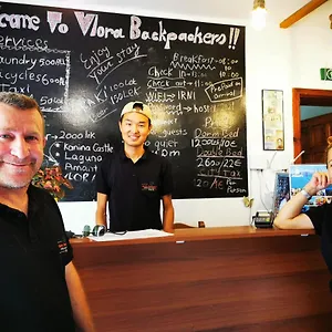 Backpackers & Bar Lungomare Albergue Vlorë